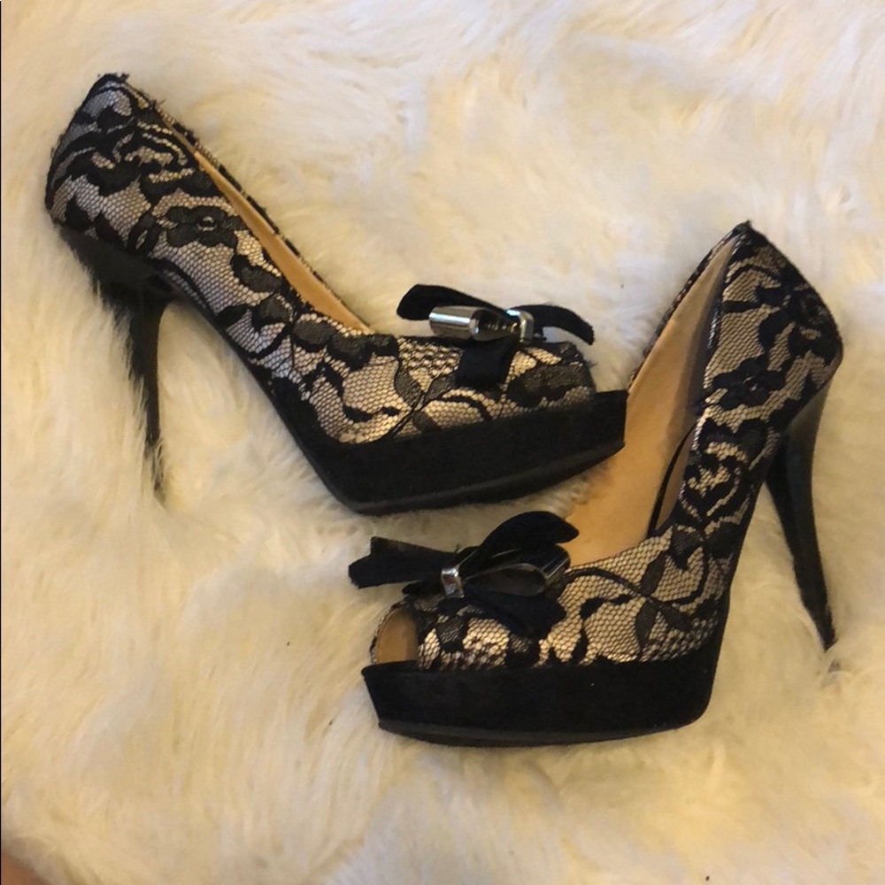 COPY - Guess heels